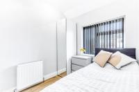 Modern Two-Bedroom Flat Near Victoria Park, Leicester - Chambres d'hôtes Leicester