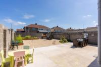 Home from Home near the beach - B&B Port Talbot