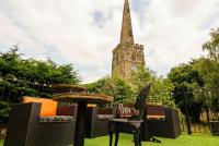 Beamed Village Apartment with Fireplace and Terrace, Castle Donington - Ferienwohnung Castle Donington