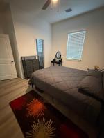 Katy Comfort Townhome - B&B Katy