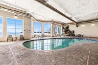 Panoramic Lake Views King Bed Studio, Whirlpool and Hot Tub - Ferienwohnung Two Harbors