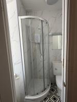Homely Birchwood Gatwick - B&B Horley
