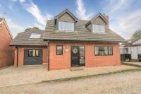 Cameo Cottage – 3-Bedroom Coastal Retreat with Private Hot Tub - Chambres d'hôtes Calshot