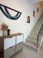 KAUH House Canggu - B&B Tambakboyo