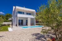 Villa MATE s bazenom i prekrasnim pogledom na more - B&B Kornić