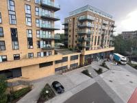 LUXURIOUS 2Bed in Dartford City Centre with parking - B&B Dartford