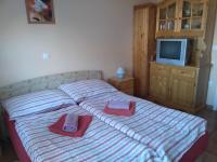 Double Room with Balcony and Mountain View