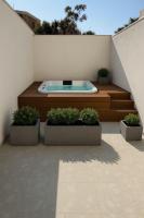Tranquil Spa Retreat with Jacuzzi - B&B Sliema
