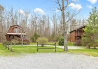 The Loose Moose with a private hot tub - B&B Rising Fawn