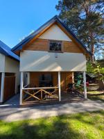 BURSZTYNOWO Domy z saunami i jakuzzi - Bed and Breakfast Ostrowo