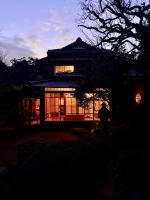 The Layer Atami Garden - Private Onsen Villa - Restored 1936 Home - Bed and Breakfast Atami