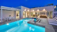 Villa Blu - Indoor Heated Pool, Sauna & Games Room - B&B Mellieha