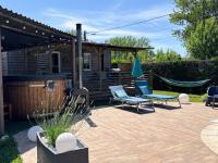 Chalet avec bain nordique et piscine Chambre d'hôtes La Siesta - B&B Vallon-Pont-d'Arc