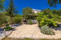 Holiday Home Michael - B&B Pinezići