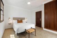 Home2Book Elegant Villa with Private Pool in Yaiza - B&B Yaiza