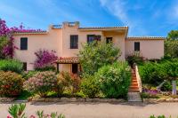 Sunset Eleven & Sunset Twelve 100m from the Beach - Ferienwohnung Baia Sardinia