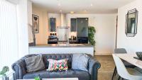 40 Meridian Tower - 1 Bedroom Apartment - Swansea - B&B Swansea