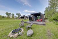 On the Flathead River! Rustic Saloon-Themed Cabin - Chambres d'hôtes Columbia Falls