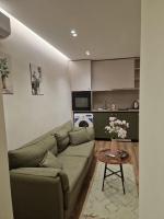 Central Bazaar with Parking - B&B Tirana