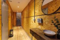The Scouse House - Unique Stay - Church Conversion - B&B Liverpool