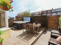 Tapestry House - Bed and Breakfast Bridlington