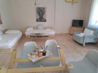Sea Rose - B&B Irakleitsa