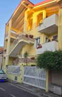 La Perla Fiorita - Bed and Breakfast Selargius