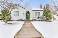 Stylish 3br Cozy Home 10min Drive from ND! - Bed and Breakfast South Bend