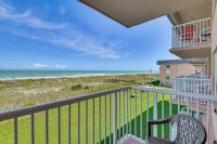 On-Site Pool & Beach Access: Cocoa Beach Gem - B&B Cocoa Beach
