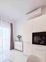 Cosy & Spacious Balcony Apt - Spinola Bay, Beaches, Restaurants, Casino - B&B San Julian's