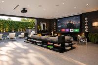 NEW Modern Oasis off Melrose - Rooftop - Pool - B&B Los Angeles