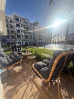 Appartement de luxe avec vue et acces sur piscine - Chambres d'hôtes Bouznika