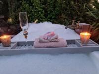 Country Idyll Hut 2 - Sandspit Holiday Cottage - B&B Warkworth