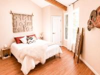 Wildland Aerie at Treehaus with Creekside Hot Tub Pets OK - B&B Idyllwild