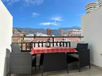 Studio Plaza del Charco with Rooftop Pool, Views and Fast Wi-Fi - B&B Puerto de la Cruz