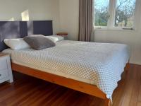 Self check-in room02 in Waikato - Ferienwohnung Te Miro