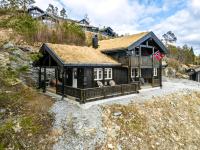 Mountain Cabin With Panoramic Views In Kvamskogen - Bed and Breakfast Norheimsund