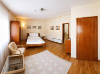 Room 2 - Bed and Breakfast Gotse Deltsjev