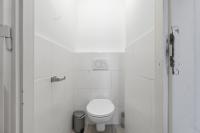 Bright - 3BR - Fast Wifi - At Bus and Tram Station - B&B Viena