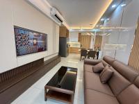 Lucky Home Celadon City - Bed and Breakfast Ho Chi Minhstad