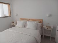 Famara - Beachfront, huge window & ocean views! - B&B Teguise