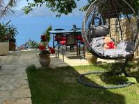 Sebi's Chalet with Sea View - B&B Vlore