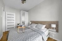 Praga Apt - 57m2, Parking, Balcony - by Rentujemy - B&B Warsaw