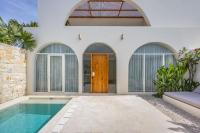 2BR Pool Villa Bingin w Ocean View Rooftop - Tasanaa - B&B Padang