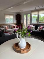 B's Lodge at Church Elms Farm - B&B Ashford