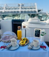 VINA ROMANCE - Romantic Boat Stay in Lisbon Marina - B&B Lisboa
