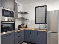 Apartamento de 1 dormitorio con balcón