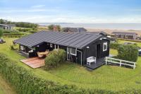 Lovely Summerhouse By Skaastrup Strand W Sea View - B&B Bogense