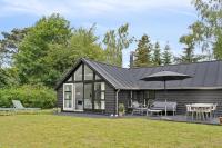 Newly Renovated Holiday Home Near The Beach - B&B Marielyst