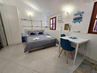 Studio Mare Fuori with terrace - B&B Rovinj